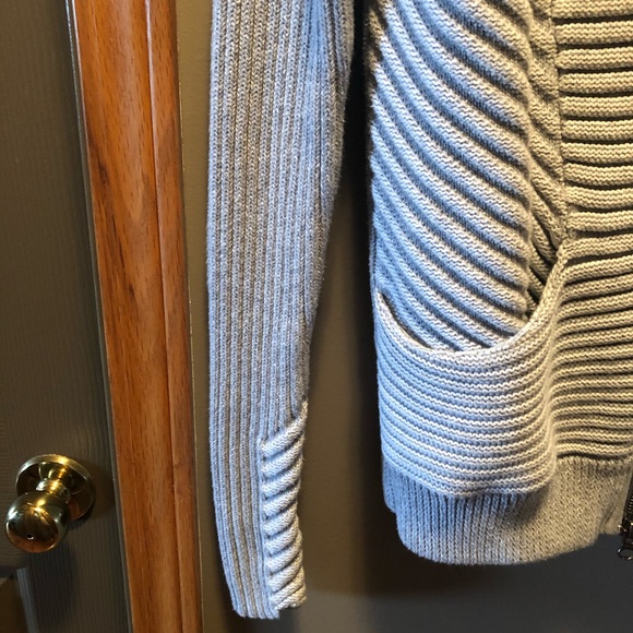 COPY - Rare Lululemon Sweater! - Picture 2 of 10